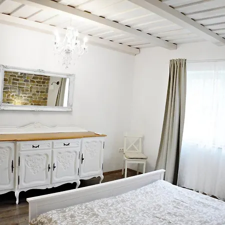 R Jacuzzival Balatonfenyves