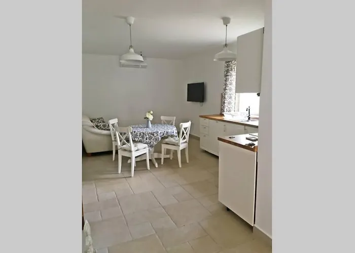 R Jacuzzival * Balatonfenyves